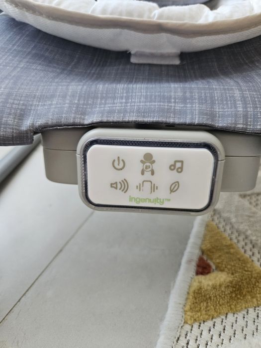 Шезлонг с успокояващи вибрации Ingenuity