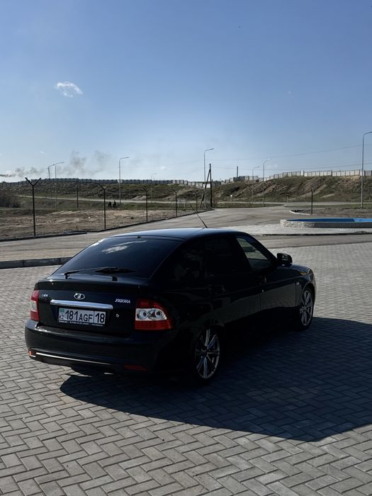 Продам Ладу Приору 2015