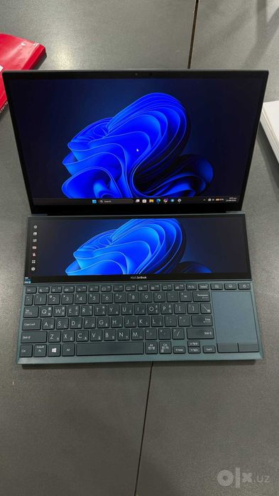 ASUS ZenBook Duo — 16GB RAM / 1TB SSD / i7 11-avlod / Touchscreen