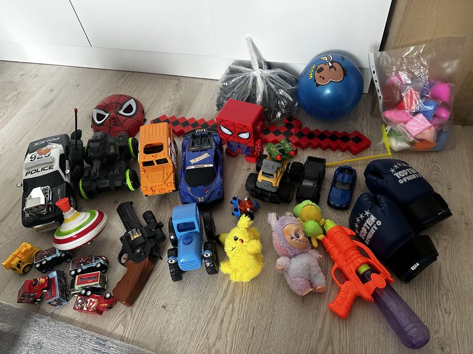 Игрушки для мальчика