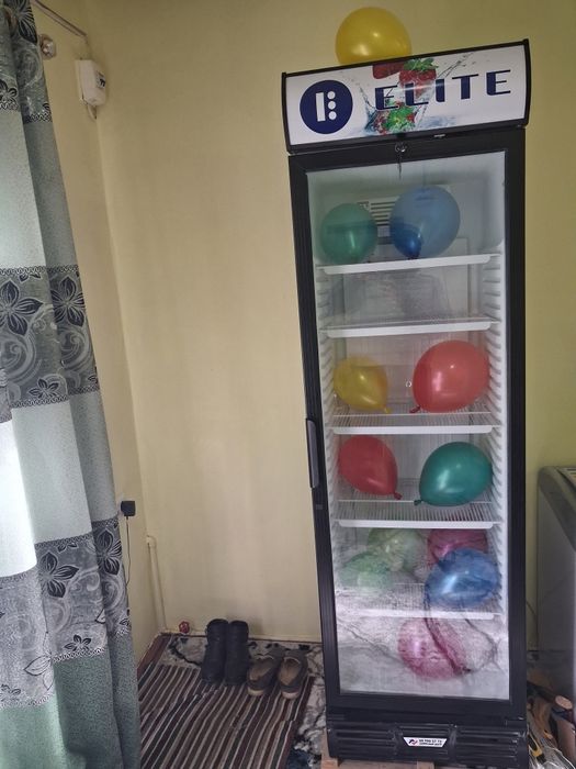 Холодилник сотилади