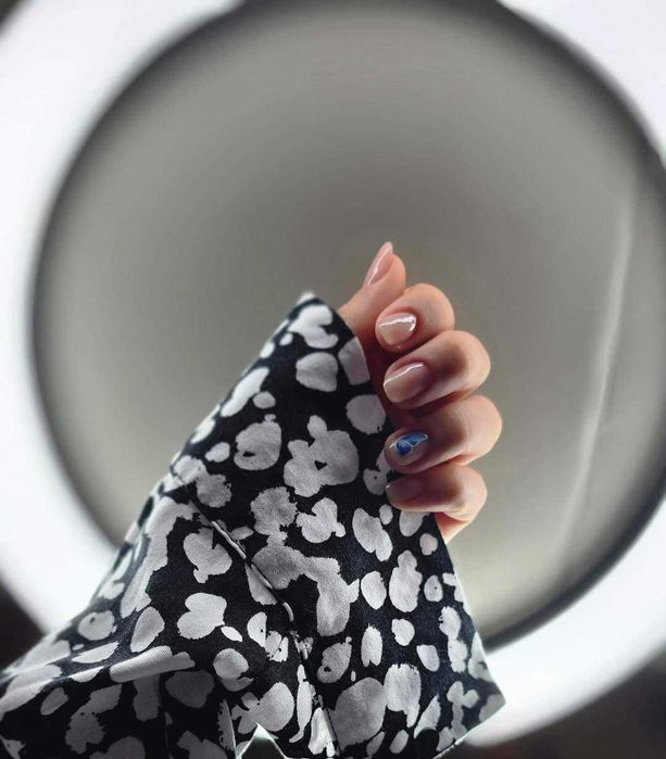 Servicii Profesionale de Manichiură și Pedichiură