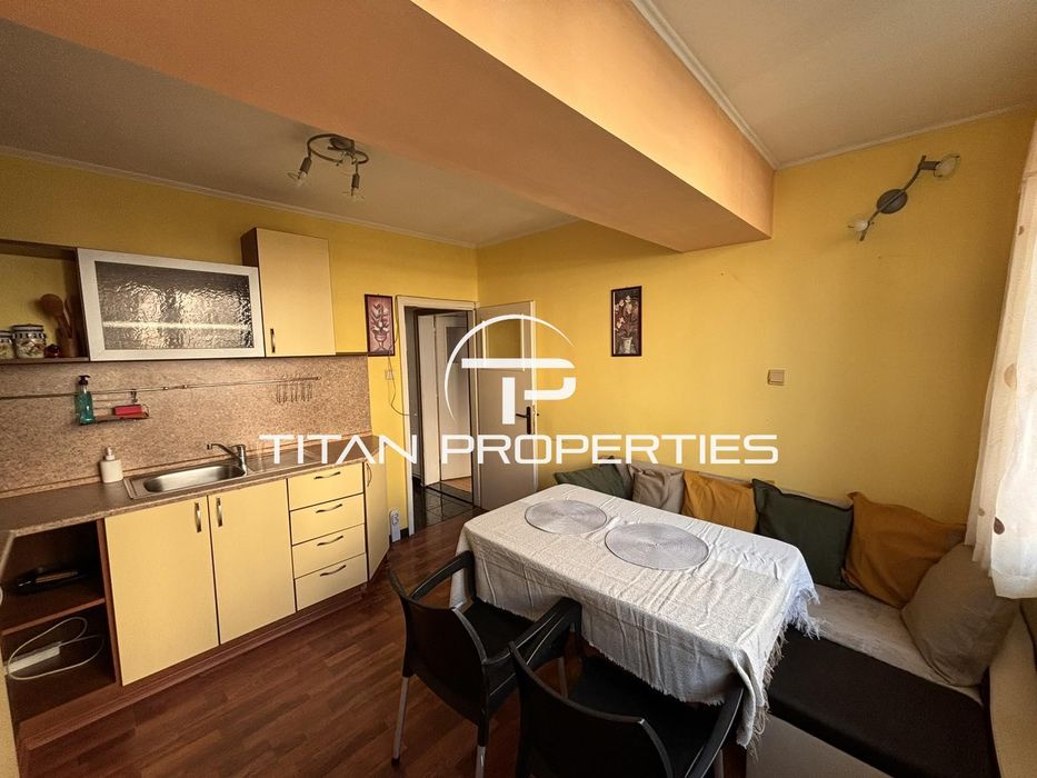 Двустаен апартамент в ж.к Славейков