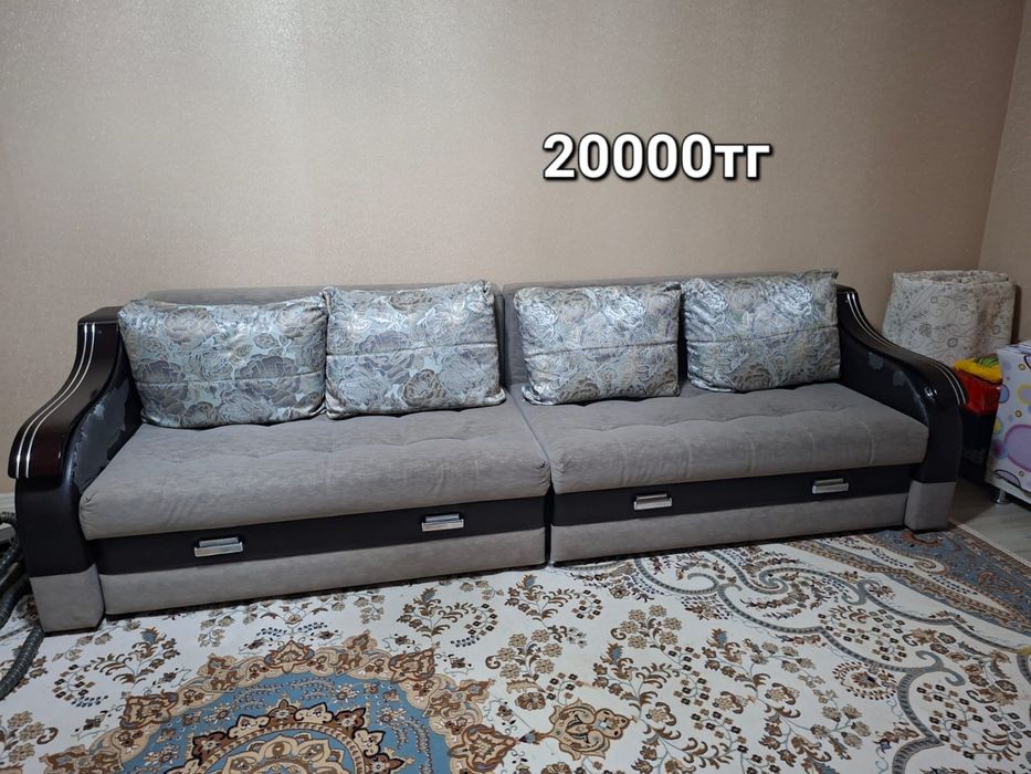 Продается диван в хорошем состоянии