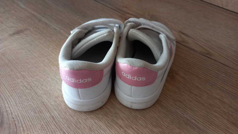 Детски маратонки адидас / adidas