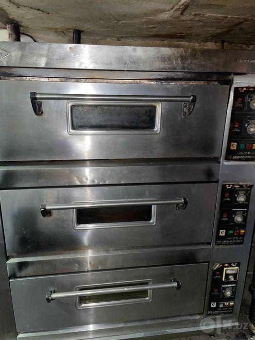 3 qavatli professional elektr pech
Holati: Ish holatida, jud