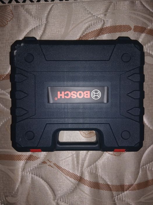 Шуруповерт аккумуляторный