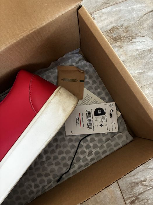 Обувки Desigual / Geox - 38 номер