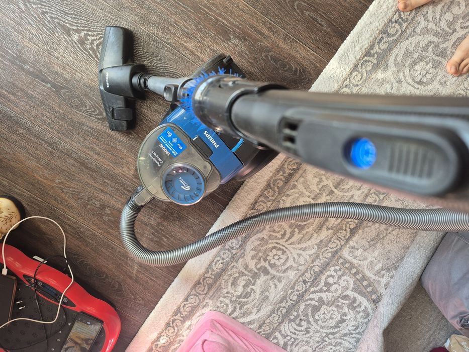 Продам пылесос Philips