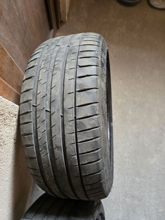 Летни гуми 245/40/19 Michelin Дот 23г.