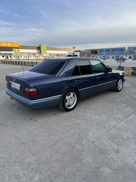 Продам Мерсадес W124
