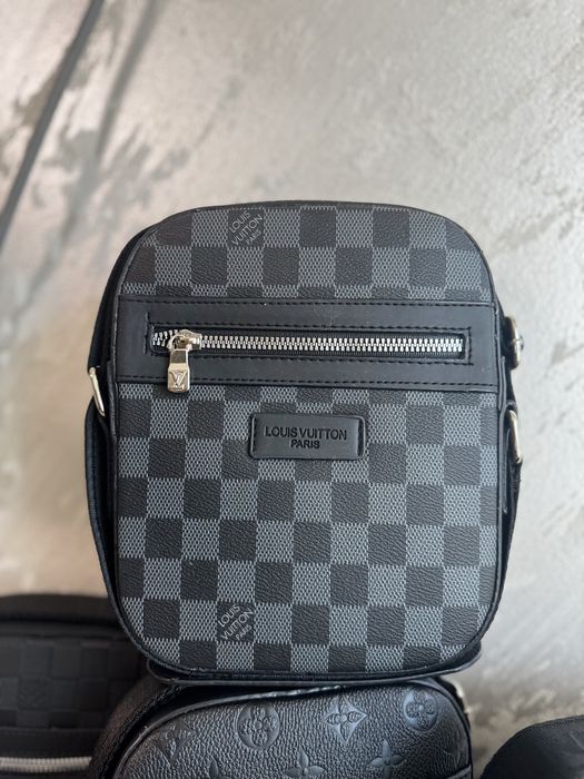 Мъжка Чанта / Чанти Louis Vuitton