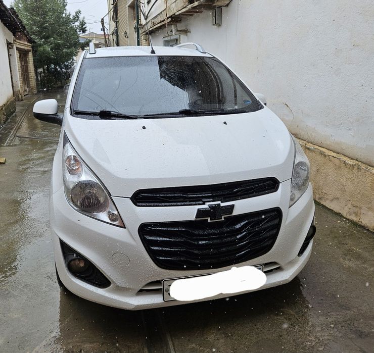 Спарк сотувда 2012 йили.