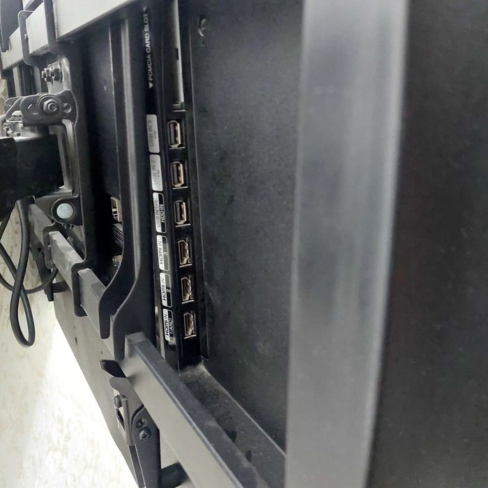 продам телевизор LG 43