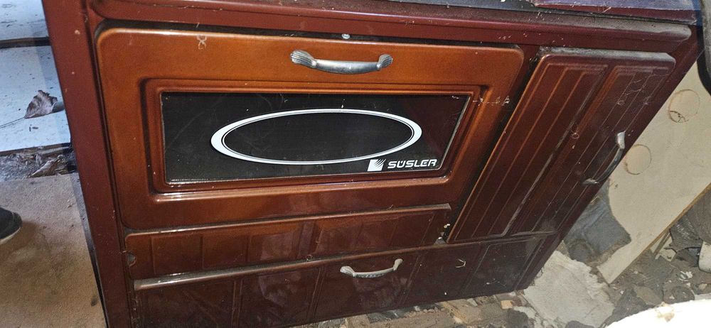 готварска печка на дърва с водна риза.чисто нова!!!