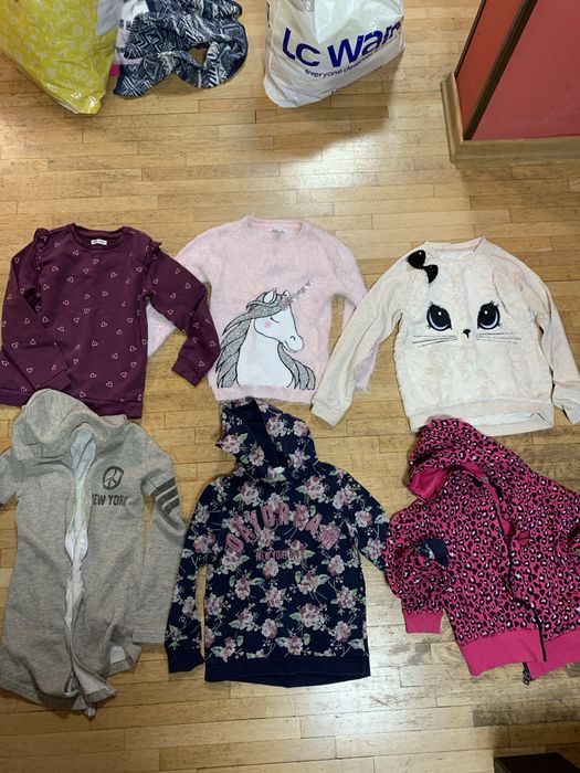 Суичъри, якета, рокли маркови 6-8 годинки