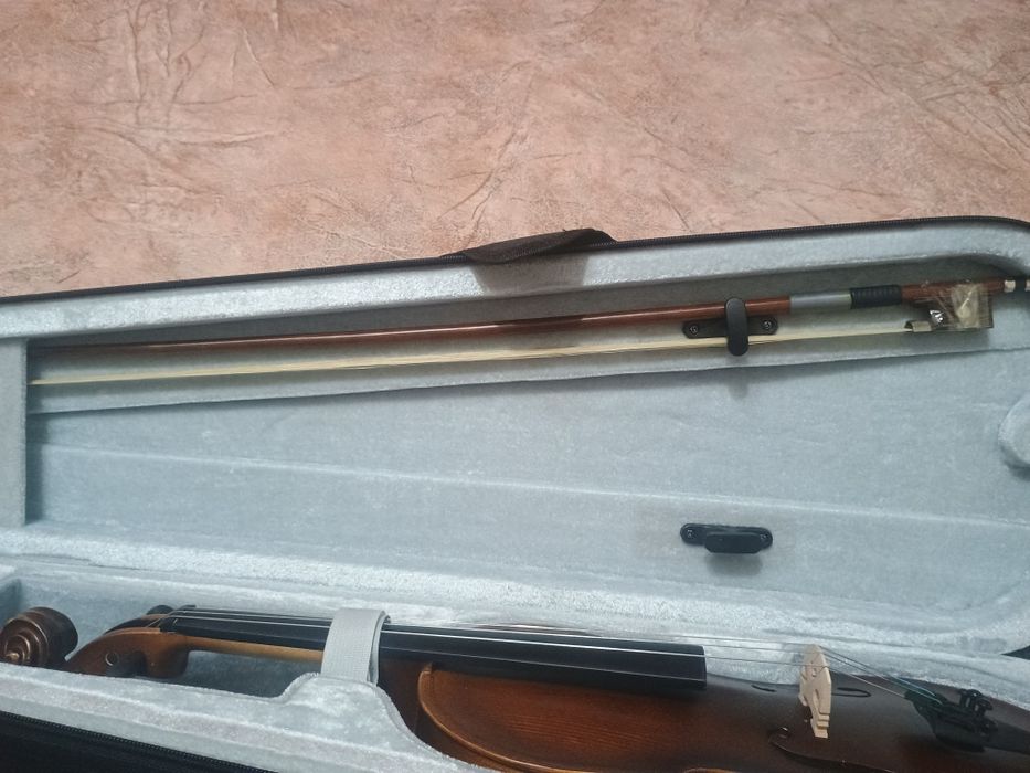 Продам скрипку новый