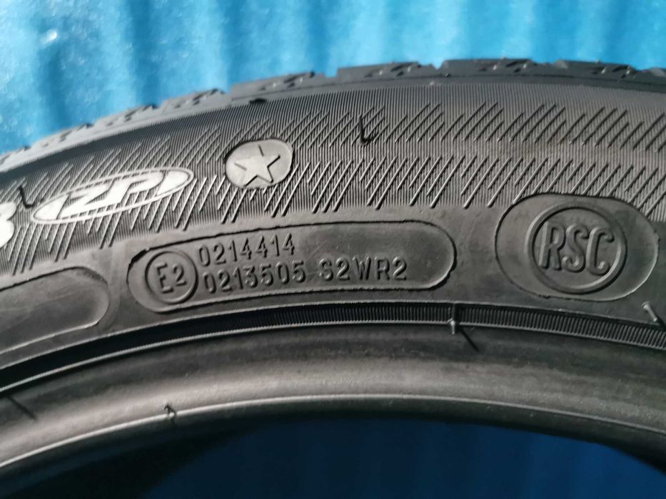 245/45 R20  - michelin runflat 2 bucati