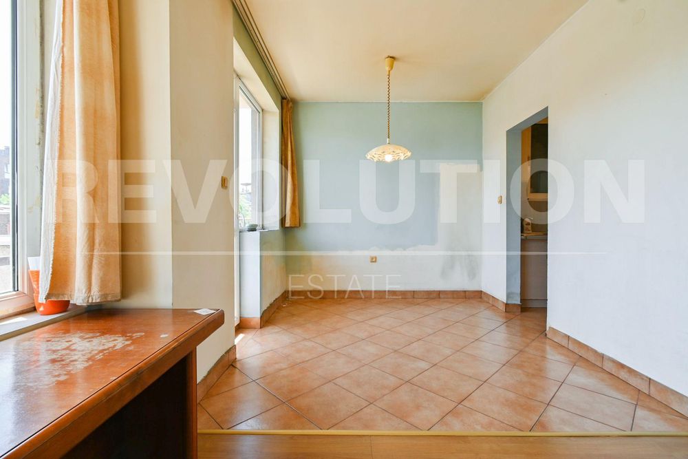 Продава се Двустаен апартамент в София, Редута - 81 кв.м за 2457 €/кв.м - Снимка #1