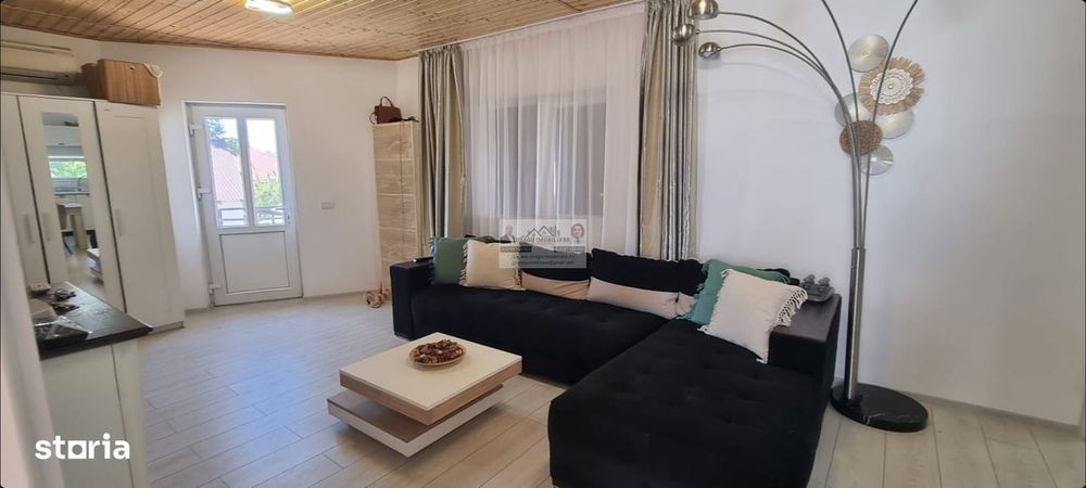 Spatiu comercial/Apartament la etaj/Teren 1187 mp