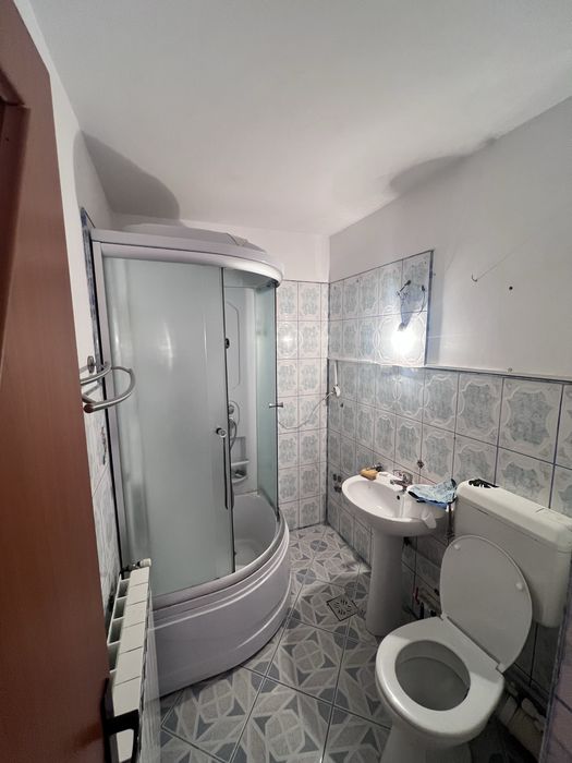 Apartament de vânzare – Micro 6, 50 mp, etaj 4/4 - More