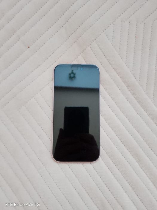 Продам Apple Iphone 15