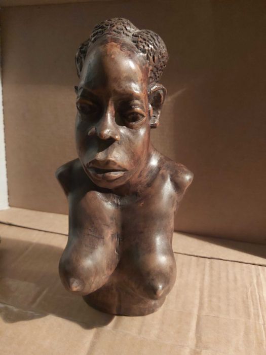 Африканска фигура от абанос