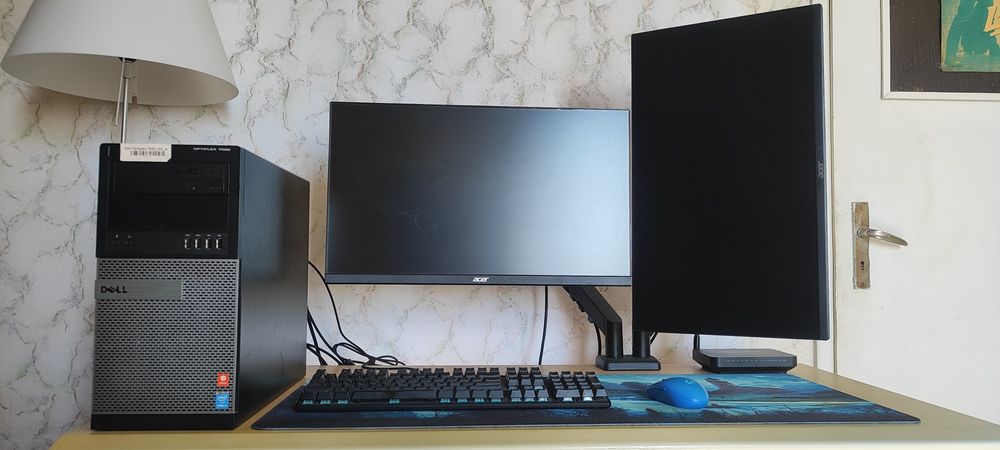 Продавам монитор Acer 24"