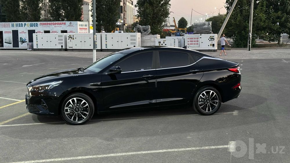 JAC J7 — замонавийлик ва услуб уйғунлиги!