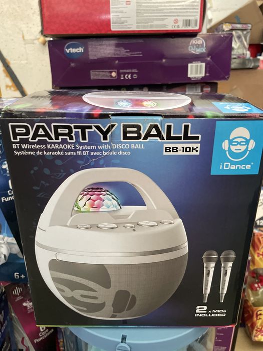 Modele diferite de boxe si karaoke