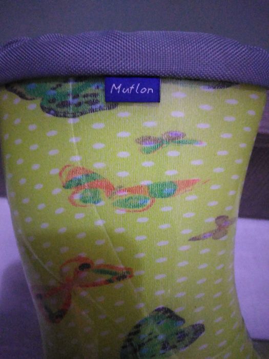 Ботуши за дъжд и локвички