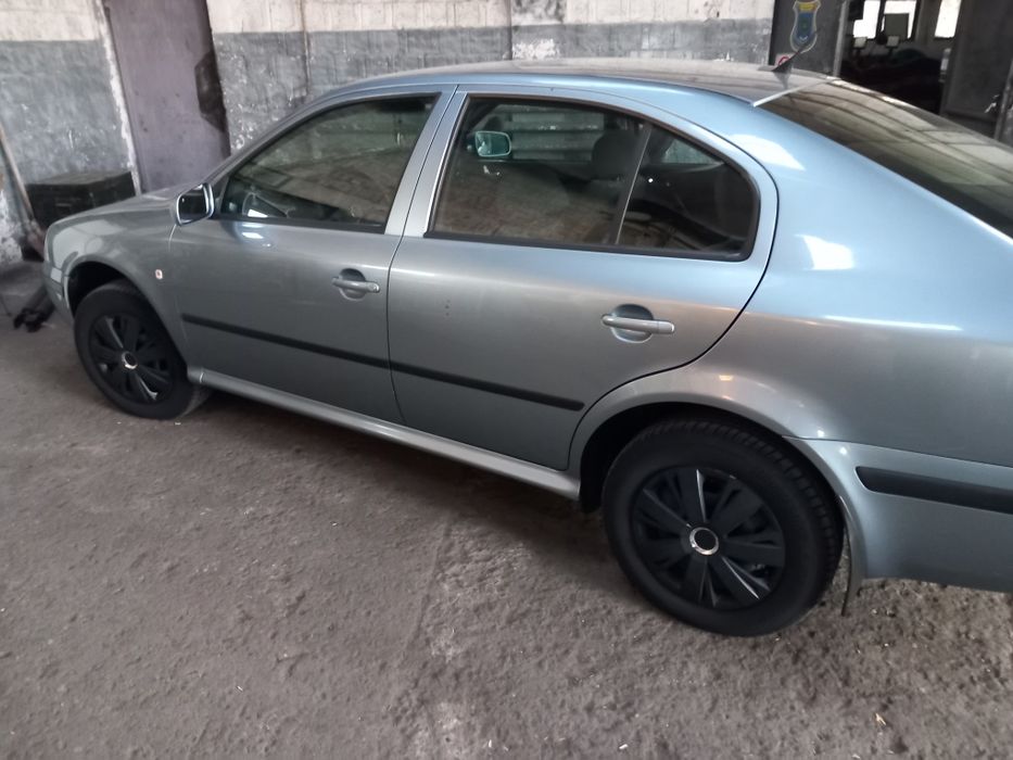 Skoda octavia 1.6 benzina