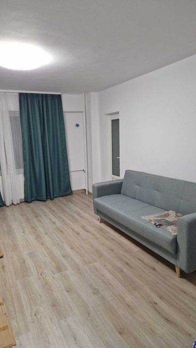 Direct proprietar inchiriez apartament 3 camere