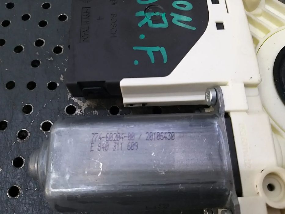 Motoras macara dreapta fata seat leon 1p 1p0837402e 1t0959702g 1k0959792m 7746020400 e840311609