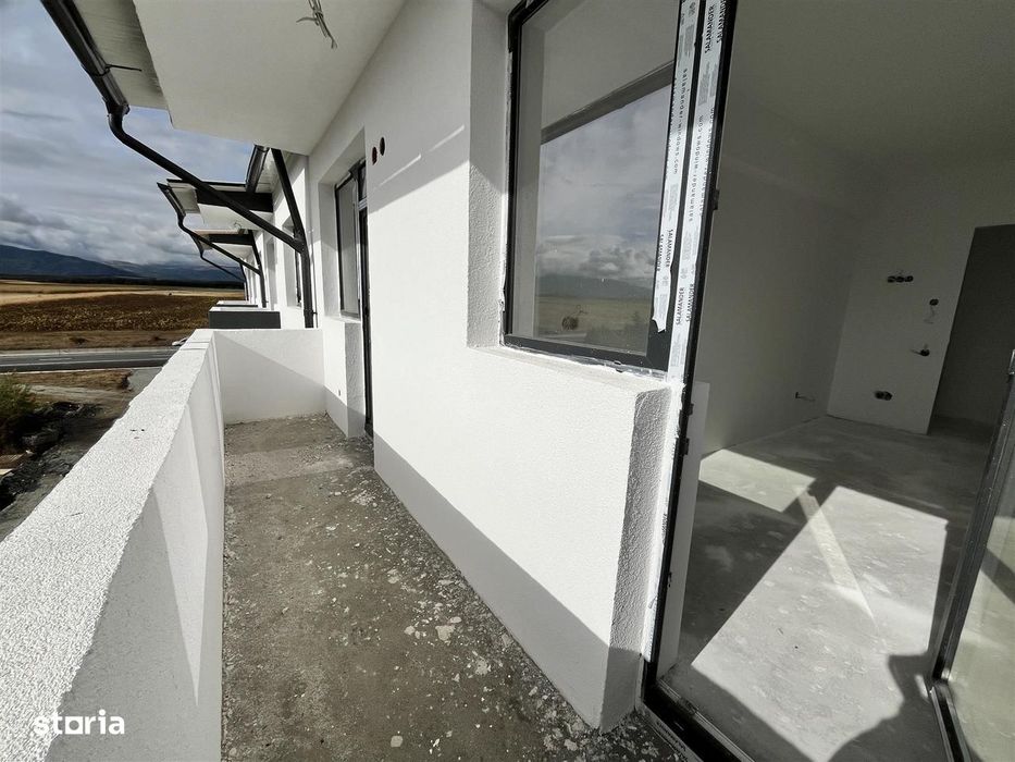 Apartament 3 camere, 57 mp, balcon 5 mp, parcare - zona linistita