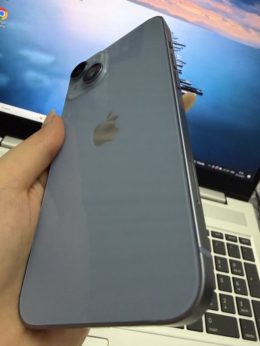 Продам Iphone 14