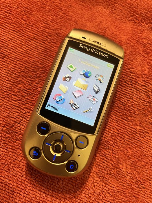 Sony Ericsson без зарядно