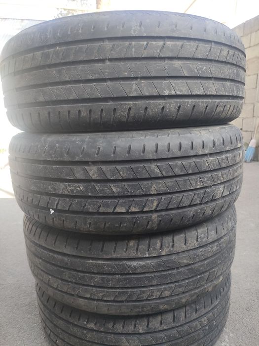 Б/у шины  на кроссовер
