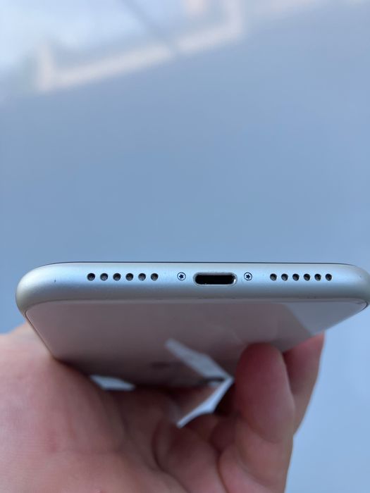Iphone 11 с гарантие