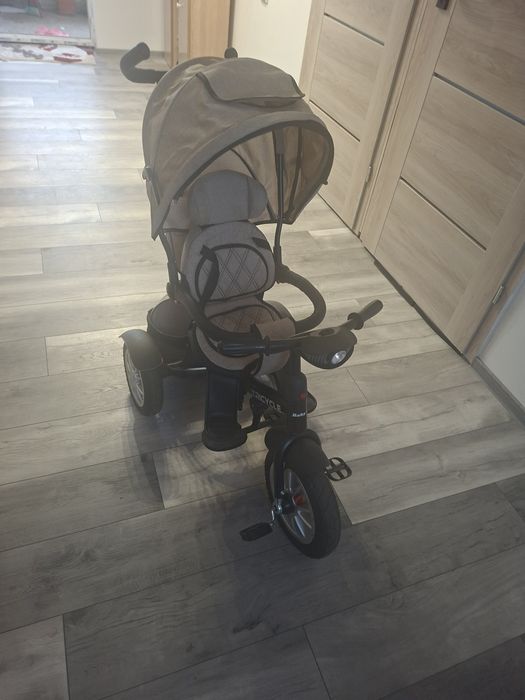 Vând tricicleta copii baby c