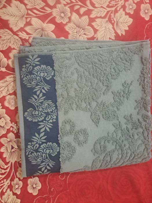 Полотенца  банное