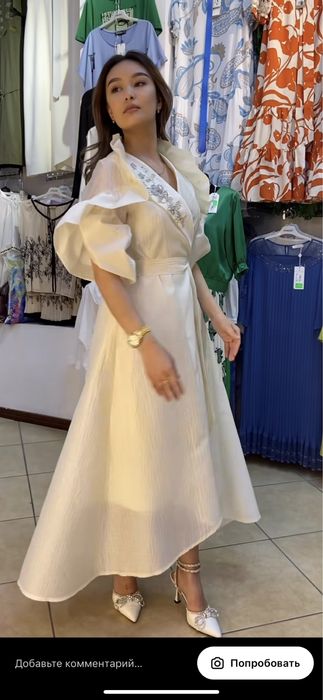 Продается нарядная платья
