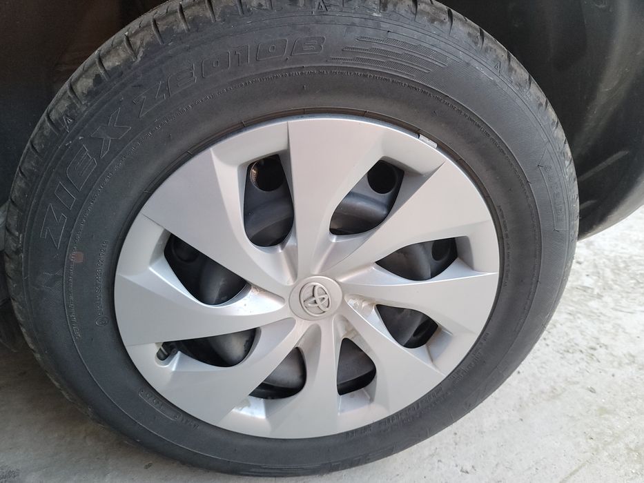Anvelope vară Falken Ziex ZEO1OB cu jante aproape noi, 205/65/16
