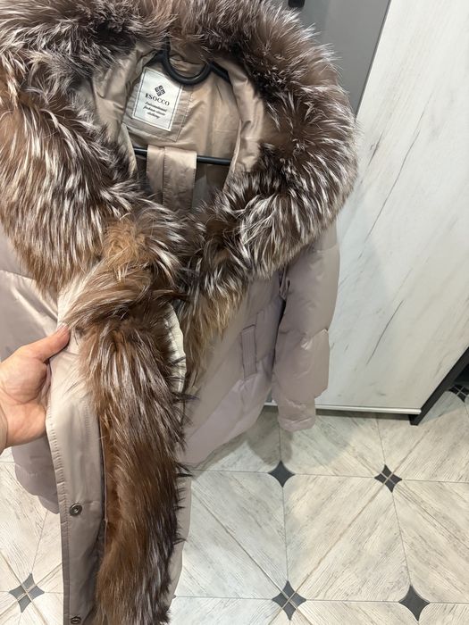 Продам пуховик женский