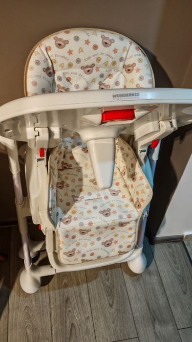 Scaun bebe de luat masa