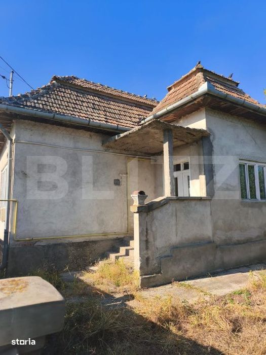 Casa de vanzare, 97 mp, zona Unirea