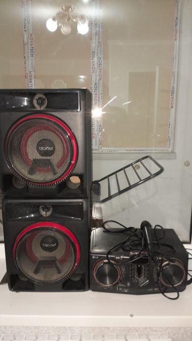 LG музыкальный колонка 950w