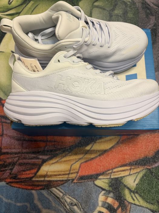 Продам кроссовки летние