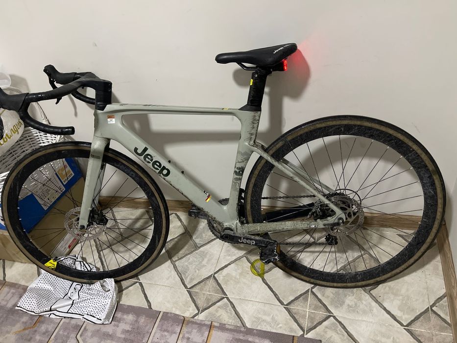 Шоссейнный велосипед Jeep