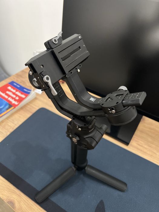 Stabilizator Gimbal DJI Ronin SC2
